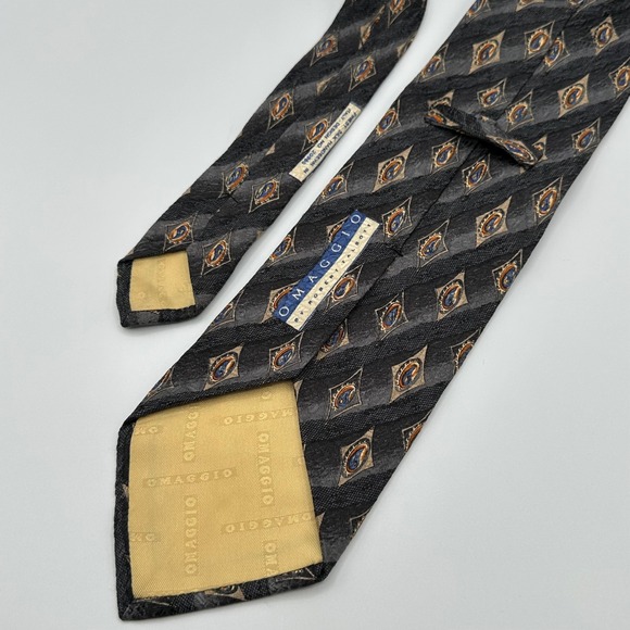 Omaggio Robert Talbott Tie Mens Wide Charcoal Grey Gold Silk Geometric Paisley - Picture 2 of 7